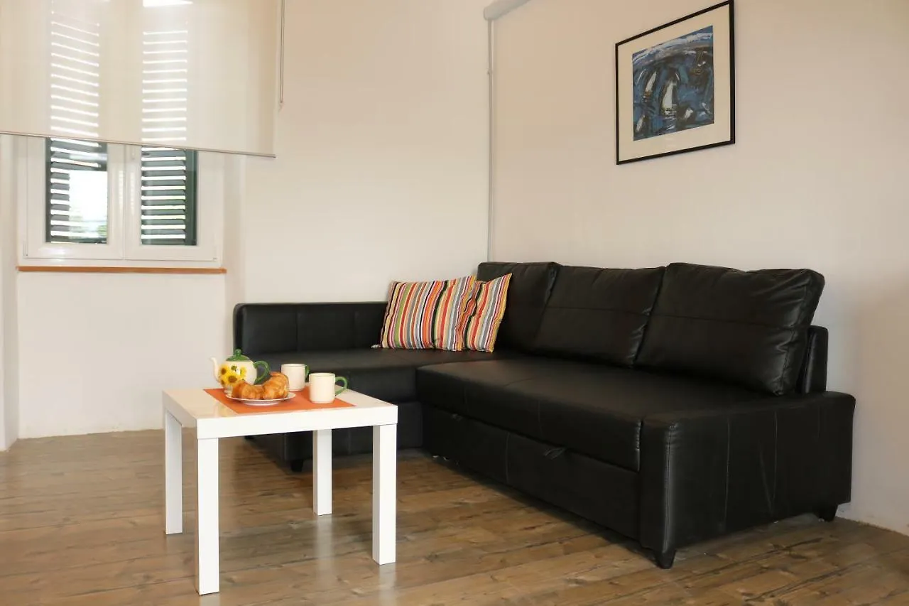 Holiday home Villa Zwei Zedern Pican Croatia