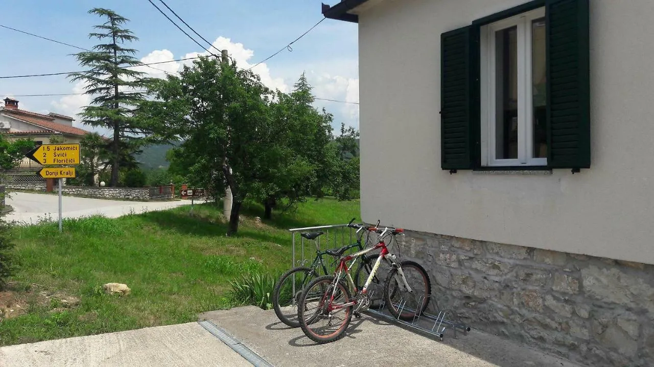 Villa Zwei Zedern Pican Holiday home